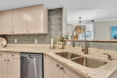 Copropriété à louer à West Palm Beach, Floride: 2 chambres, 92.44 m2 № 2166950 - photo 18