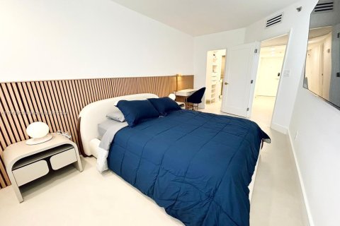 Снять в аренду кондоминиум в Майами-Бич, Флорида 1 спальня, 49.24м2, № 1959539 - фото 12