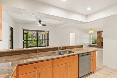 Villa ou maison à vendre à Sarasota, Floride: 3 chambres, 185.06 m2 № 1854373 - photo 10