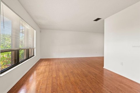 Villa ou maison à vendre à Sarasota, Floride: 3 chambres, 185.06 m2 № 1854373 - photo 6