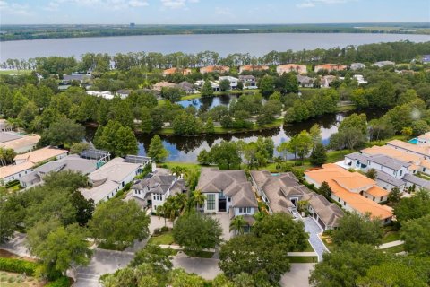 House in Orlando, Florida 5 bedrooms, 424.93 sq.m. № 1835697 - photo 30