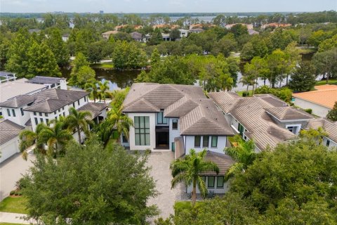House in Orlando, Florida 5 bedrooms, 424.93 sq.m. № 1835697 - photo 2