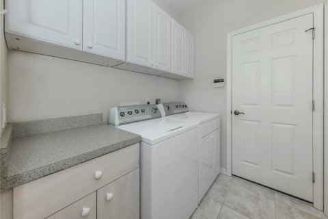 Villa ou maison à vendre à Sarasota, Floride: 4 chambres, 228.35 m2 № 1797812 - photo 17