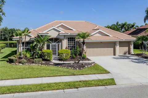 Villa ou maison à vendre à Sarasota, Floride: 4 chambres, 228.35 m2 № 1797812 - photo 1