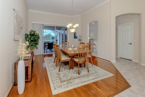 Villa ou maison à vendre à Sarasota, Floride: 4 chambres, 228.35 m2 № 1797812 - photo 4