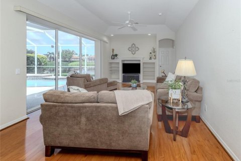Villa ou maison à vendre à Sarasota, Floride: 4 chambres, 228.35 m2 № 1797812 - photo 18