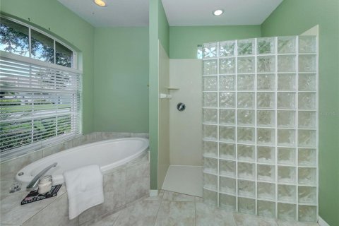 Villa ou maison à vendre à Sarasota, Floride: 4 chambres, 228.35 m2 № 1797812 - photo 10