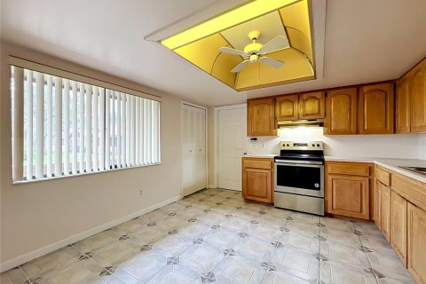 Touwnhouse à vendre à Casselberry, Floride: 3 chambres, 124.86 m2 № 2313158 - photo 17