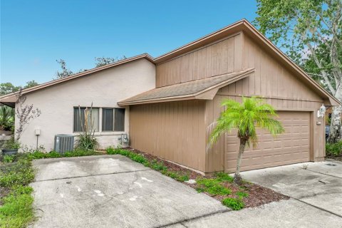 Touwnhouse à vendre à Casselberry, Floride: 3 chambres, 124.86 m2 № 2313158 - photo 7