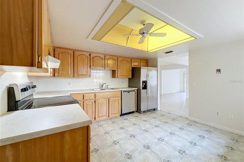 Touwnhouse à vendre à Casselberry, Floride: 3 chambres, 124.86 m2 № 2313158 - photo 22