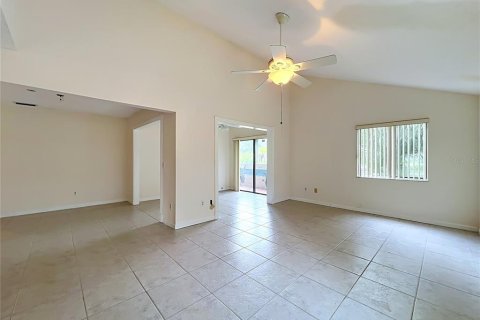 Touwnhouse à vendre à Casselberry, Floride: 3 chambres, 124.86 m2 № 2313158 - photo 25