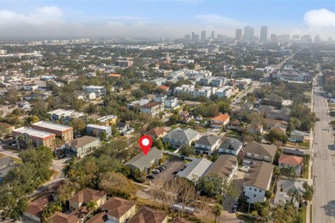 Condominio en venta en Tampa, Florida, 2 dormitorios, 74.69 m2 № 1556270 - foto 12