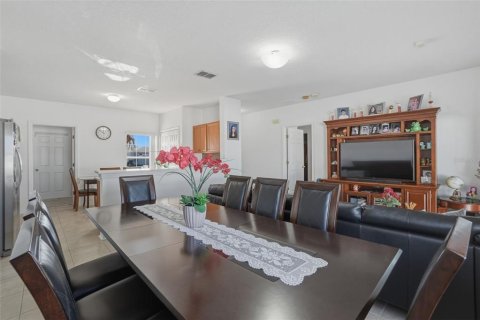 Купить виллу или дом в Киссимми, Флорида 5 комнат, 115.11м2, № 2097724 - фото 9