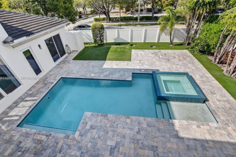 Купить виллу или дом в Бока-Ратон, Флорида 5 спален, 392.7м2, № 2005428 - фото 10