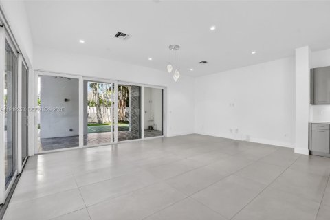 Купить виллу или дом в Бока-Ратон, Флорида 5 спален, 392.7м2, № 2005428 - фото 27