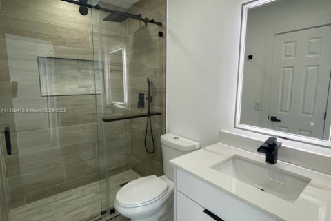 Touwnhouse à louer à Pompano Beach, Floride: 2 chambres, 97.92 m2 № 2016573 - photo 6