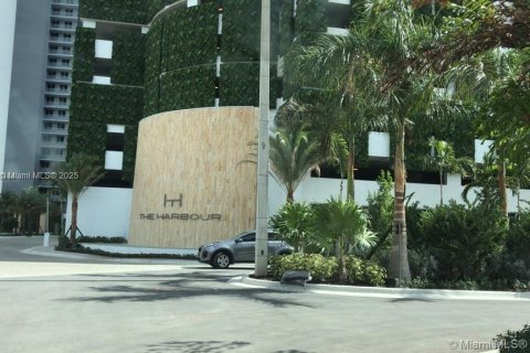 Condominio en venta en North Miami Beach, Florida, 3 dormitorios, 144.56 m2 № 1878657 - foto 12