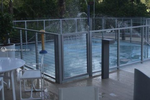 Condominio en venta en North Miami Beach, Florida, 3 dormitorios, 144.56 m2 № 1878657 - foto 9