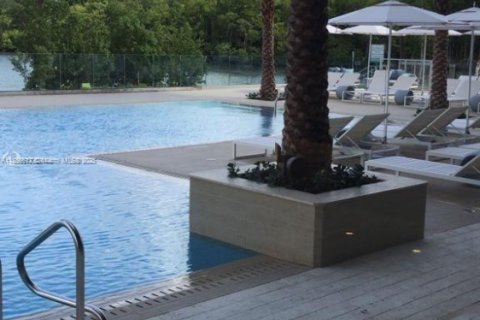 Condominio en venta en North Miami Beach, Florida, 3 dormitorios, 144.56 m2 № 1878657 - foto 19