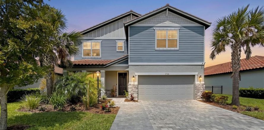House in Bradenton, Florida 5 bedrooms, 277.59 sq.m. № 2212018