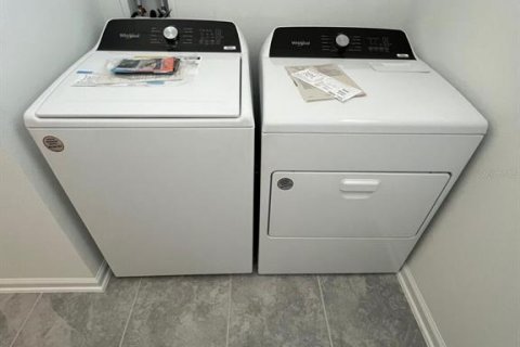 Adosado en alquiler en Davenport, Florida, 4 dormitorios, 181.53 m2 № 1813718 - foto 16