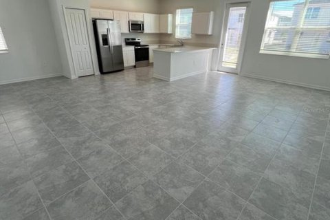 Adosado en alquiler en Davenport, Florida, 4 dormitorios, 181.53 m2 № 1813718 - foto 7