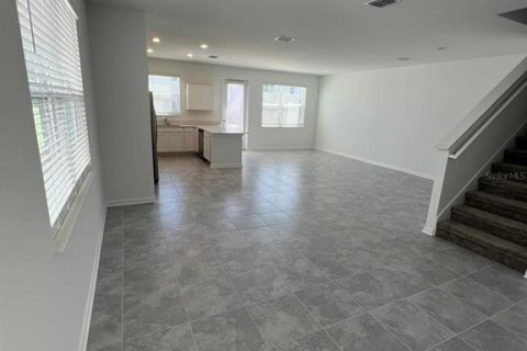 Adosado en alquiler en Davenport, Florida, 4 dormitorios, 181.53 m2 № 1813718 - foto 4