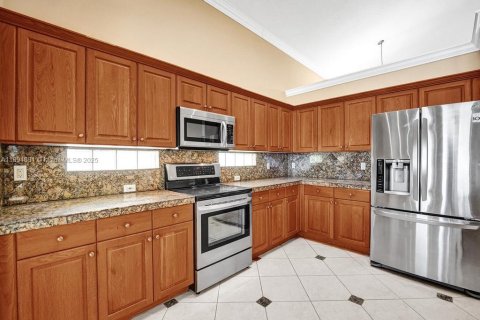 Casa en venta en Miramar, Florida, 4 dormitorios, 251.49 m2 № 1949268 - foto 15