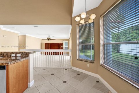 Casa en venta en Miramar, Florida, 4 dormitorios, 251.49 m2 № 1949268 - foto 13