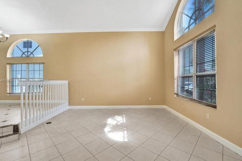 Casa en venta en Miramar, Florida, 4 dormitorios, 251.49 m2 № 1949268 - foto 7