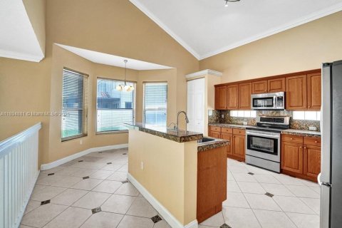 Casa en venta en Miramar, Florida, 4 dormitorios, 251.49 m2 № 1949268 - foto 10