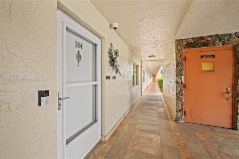 Copropriété à vendre à Dania Beach, Floride: 2 chambres, 106.28 m2 № 2069481 - photo 21