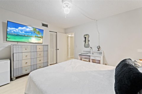 Copropriété à vendre à Dania Beach, Floride: 2 chambres, 106.28 m2 № 2069481 - photo 18