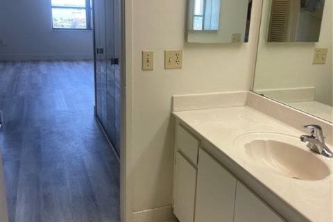 Condominio en venta en Clearwater, Florida, 2 dormitorios, 115.2 m2 № 1563541 - foto 10