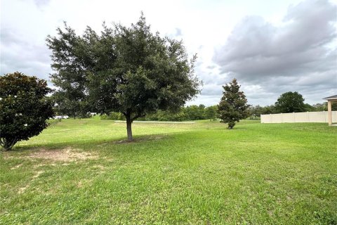 House in Haines City, Florida 3 bedrooms, 139.45 sq.m. № 1907867 - photo 15