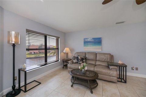 Condo in Punta Gorda, Florida, 2 bedrooms  № 1567593 - photo 22