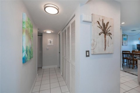 Condo in Punta Gorda, Florida, 2 bedrooms  № 1567593 - photo 9