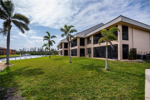 Condo in Punta Gorda, Florida, 2 bedrooms  № 1567593 - photo 6