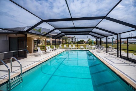 Condo in Punta Gorda, Florida, 2 bedrooms  № 1567593 - photo 4