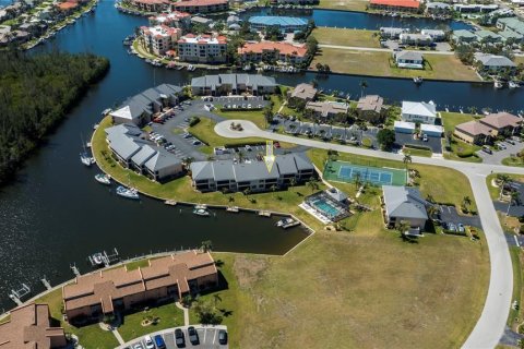Condo in Punta Gorda, Florida, 2 bedrooms  № 1567593 - photo 5