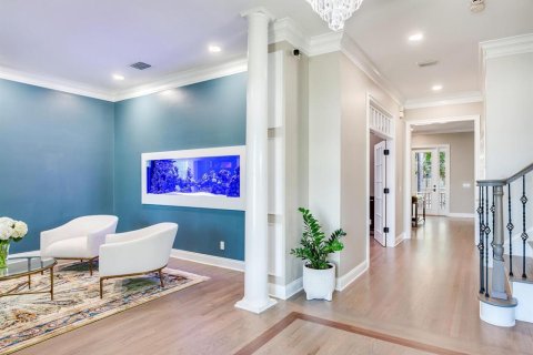 House in Tampa, Florida 4 bedrooms, 390.93 sq.m. № 1321852 - photo 10
