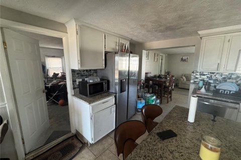 House in Holiday, Florida 4 bedrooms, 127.93 sq.m. № 1578563 - photo 9