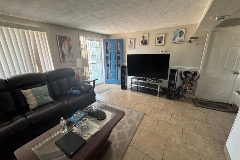 House in Holiday, Florida 4 bedrooms, 127.93 sq.m. № 1578563 - photo 6