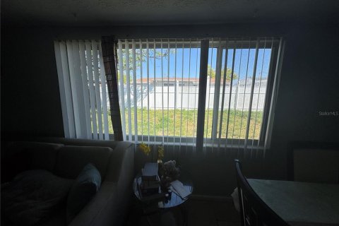 House in Holiday, Florida 4 bedrooms, 127.93 sq.m. № 1578563 - photo 15