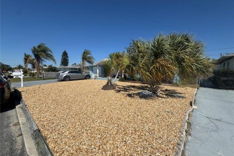 House in Holiday, Florida 4 bedrooms, 127.93 sq.m. № 1578563 - photo 3