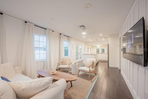 Casa en venta en Sarasota, Florida, 2 dormitorios, 93.65 m2 № 2229344 - foto 7