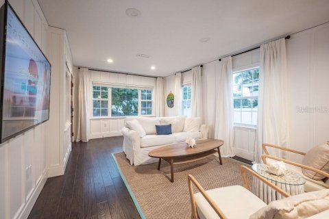 Casa en venta en Sarasota, Florida, 2 dormitorios, 93.65 m2 № 2229344 - foto 10