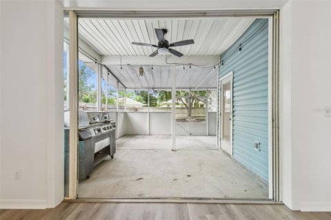House in Lutz, Florida 3 bedrooms, 104.61 sq.m. № 1745179 - photo 21