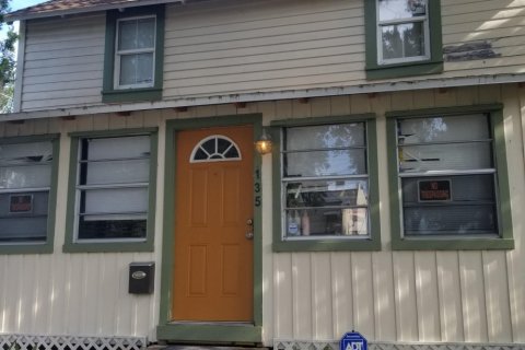 House in Daytona Beach, Florida 2 bedrooms, 88.44 sq.m. № 772841 - photo 1