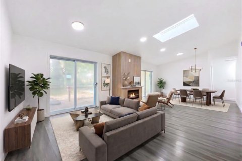 Casa en venta en Orlando, Florida, 4 dormitorios, 155.61 m2 № 2386026 - foto 4